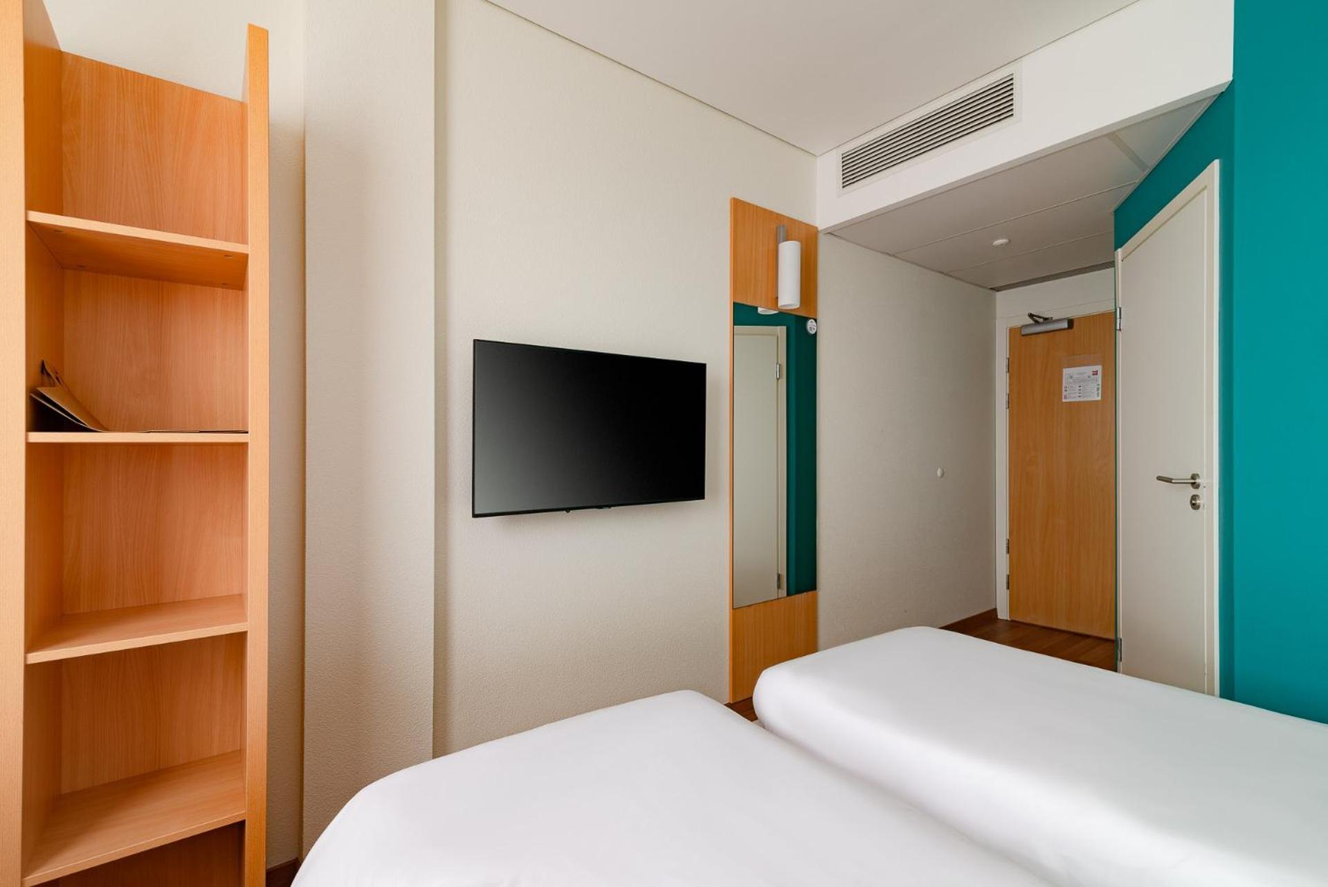 Ibis Kaunas Centre Exterior foto